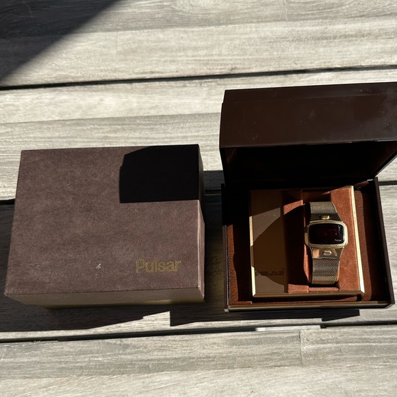 Men’s Pulsar 1970s James Bond style 14kt Gold Filled With Original Box - Picture 2 of 11